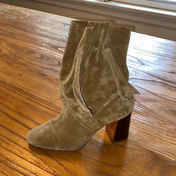 Tory Burch Shoes | Tory Burch Gigi Suede Ankle Boots Sz 7.5 | Color: Tan | Size: 7.5 | Jaimeperri4's Closet